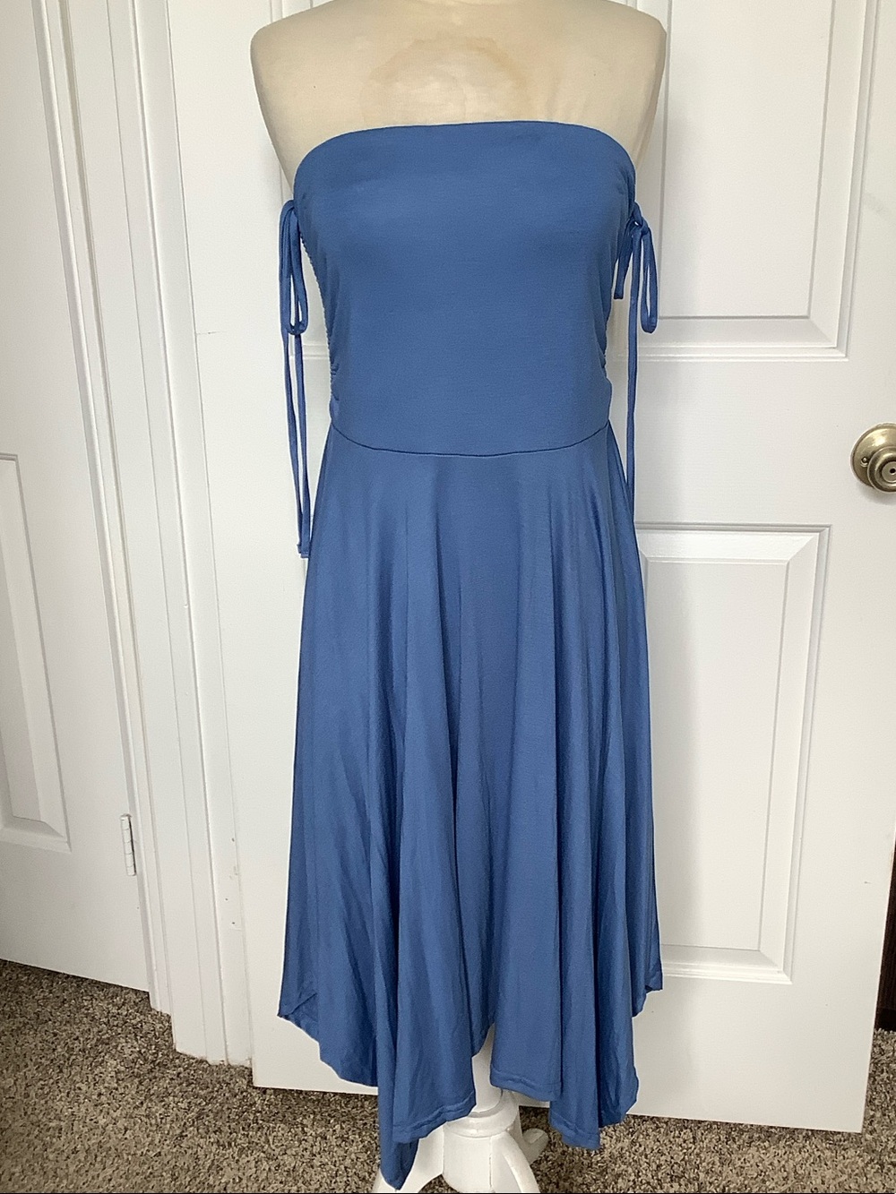 Free People Beach blue strapless dress. Size S. NWOT
